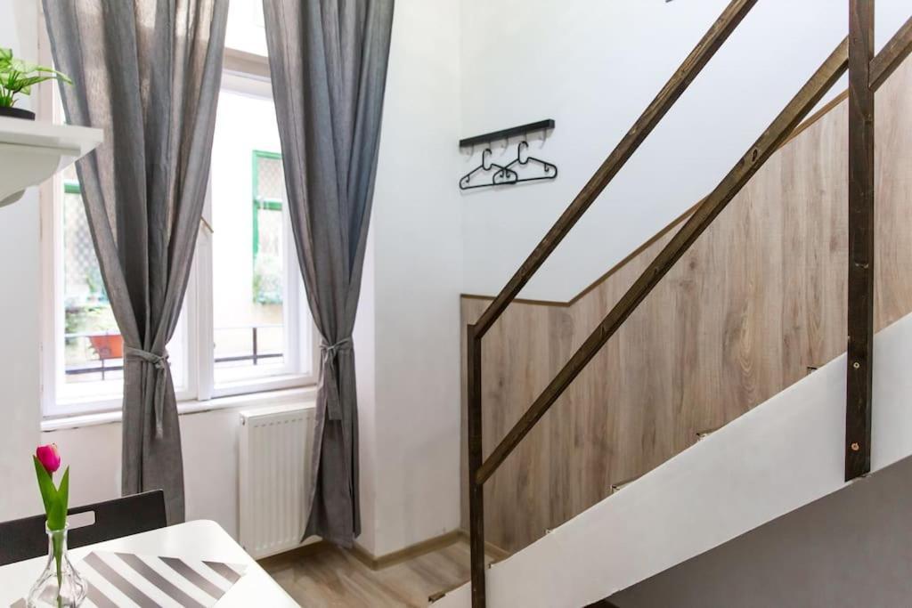 Central Budget Lofts Apartment Budapest Exterior photo