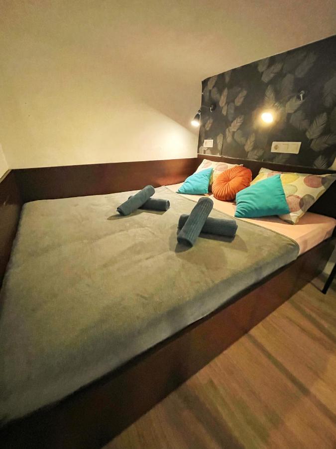 Central Budget Lofts Apartment Budapest Exterior photo