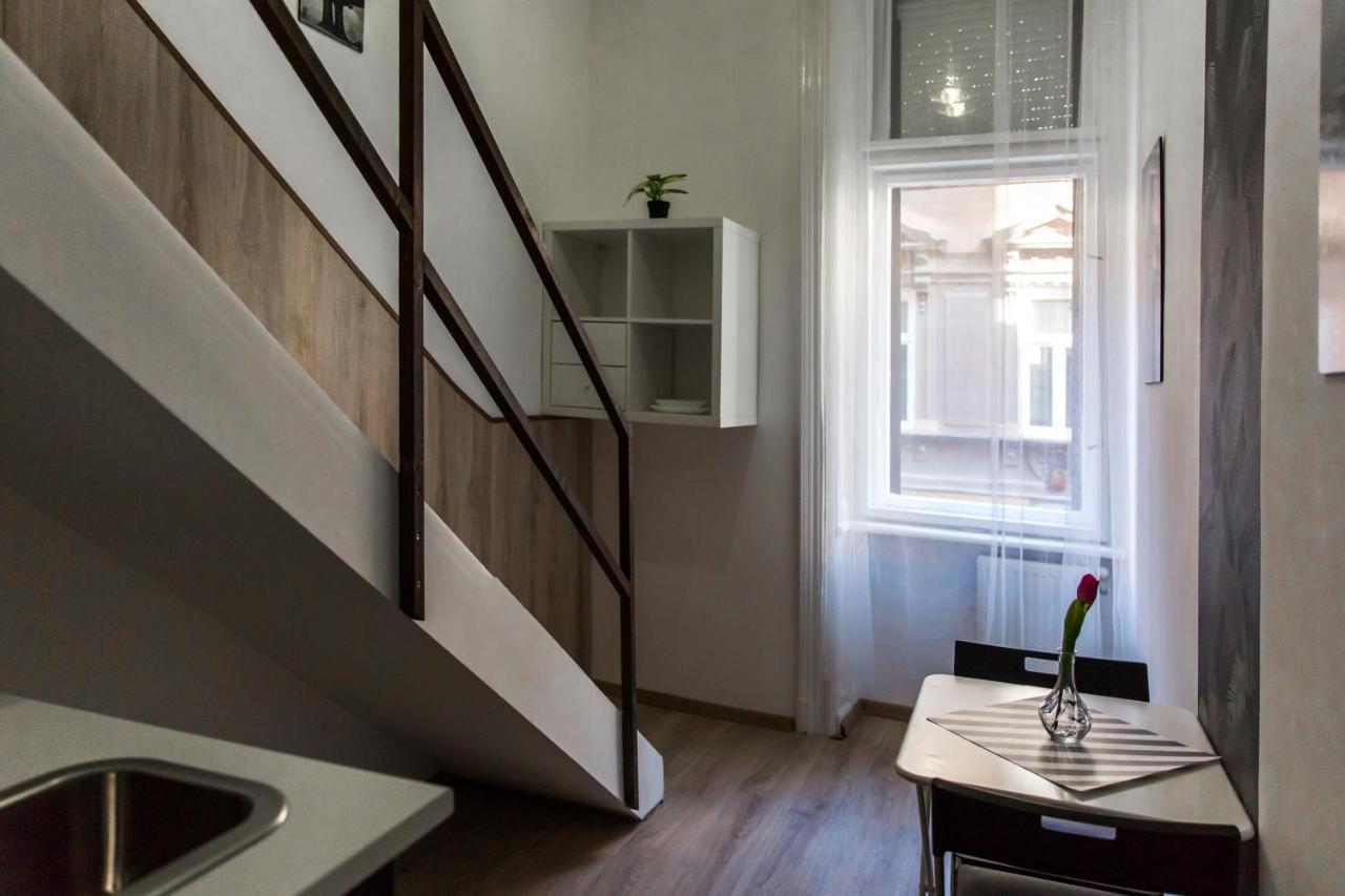 Central Budget Lofts Apartment Budapest Exterior photo