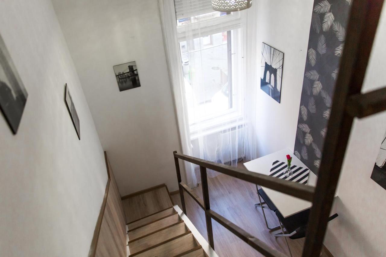 Central Budget Lofts Apartment Budapest Exterior photo