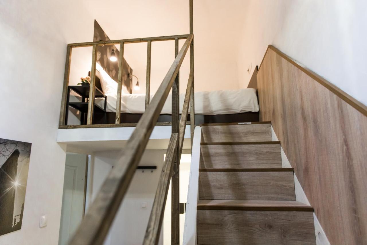 Central Budget Lofts Apartment Budapest Exterior photo