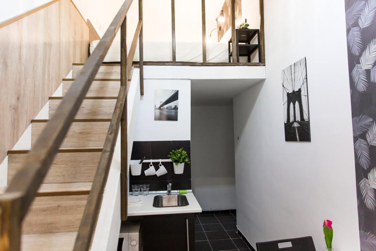 Central Budget Lofts Apartment Budapest Exterior photo